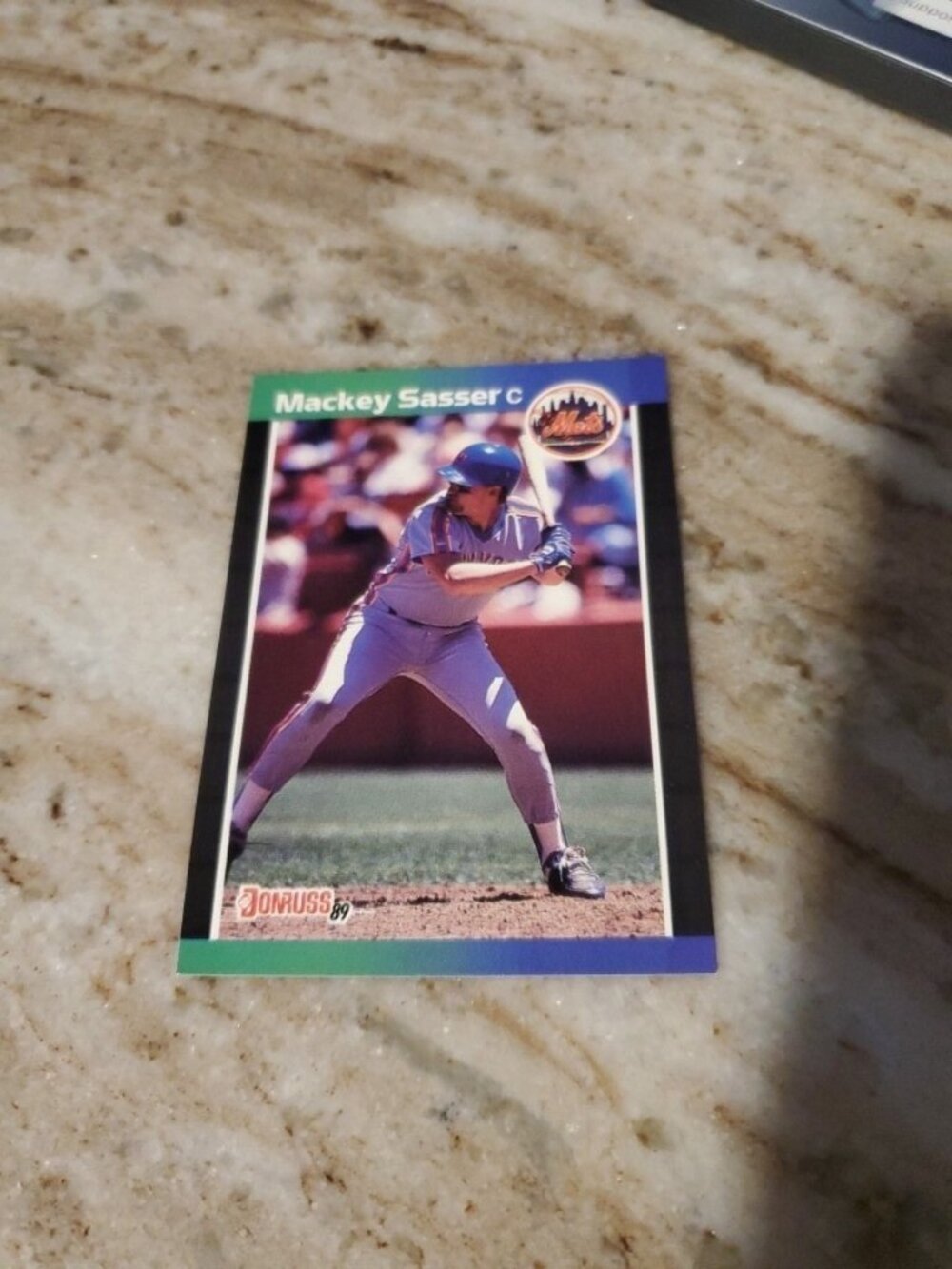 1989 Donruss - Mackey Sasser #454 *Denotes* on Back